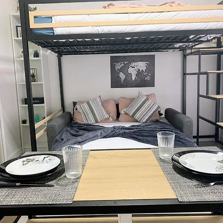 דירות ביוסי-סיינט-ג'ורג' Studio - 1 Min Rer - 10Min Disney & 30 Min Paris - Free Parking & Wifi מראה חיצוני תמונה